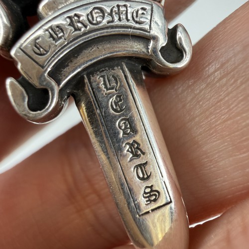 CHROME HEARTS饰品鉴定图片