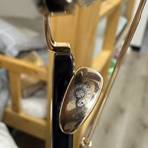 CHROME HEARTS眼镜鉴定图片